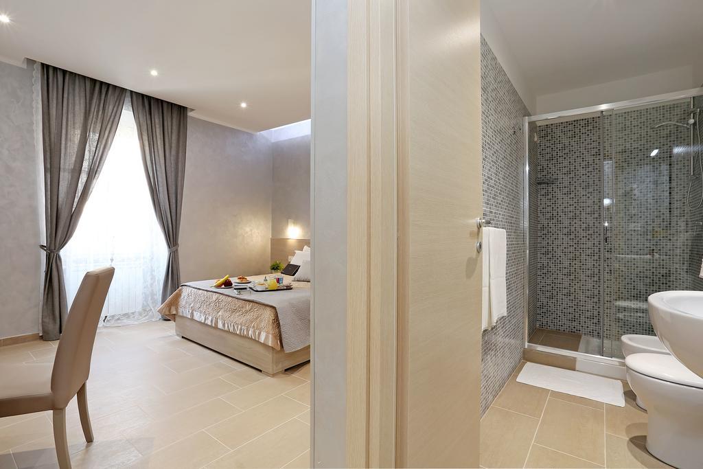 Adorasuite 2 Rome Exterior photo